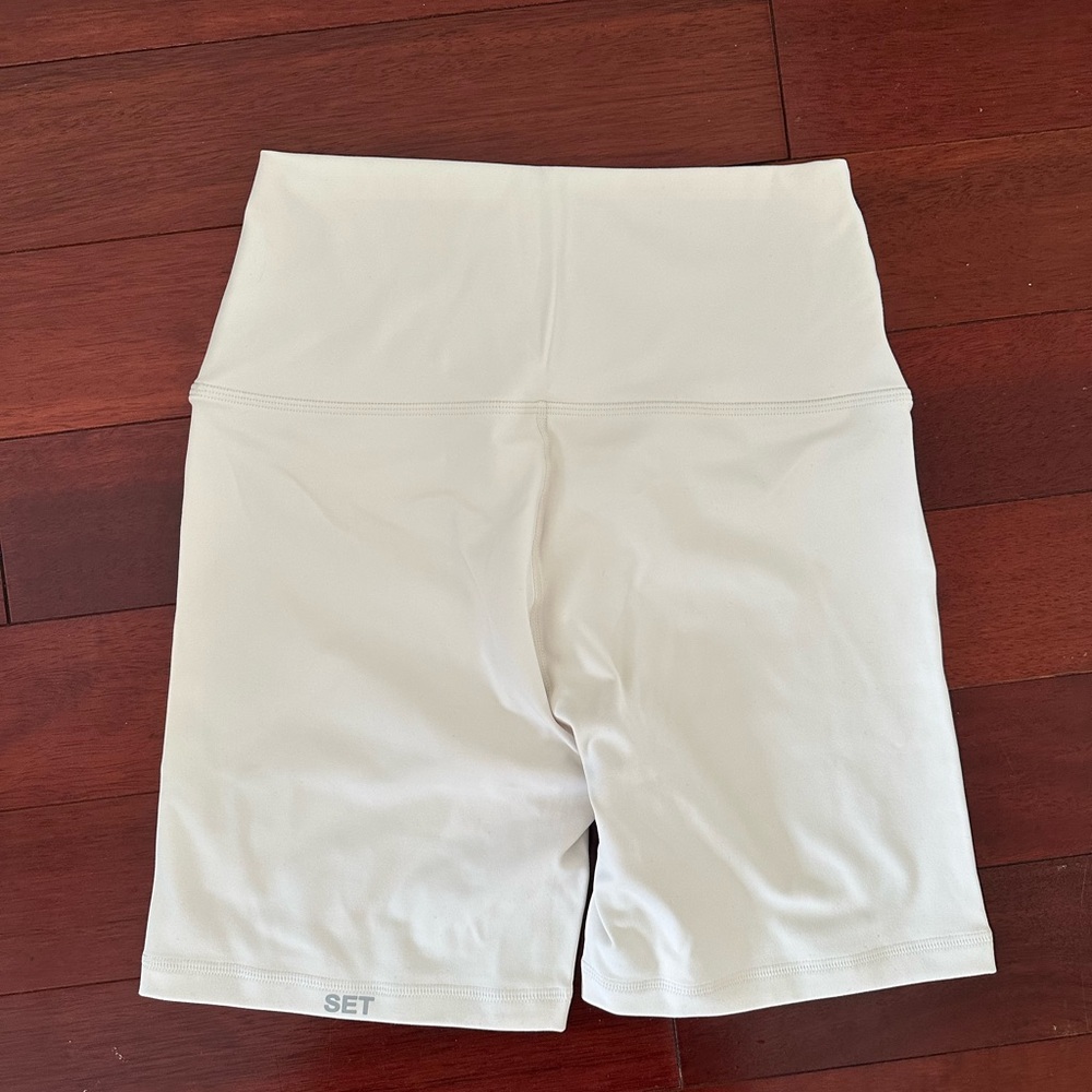 Set Active Bike Shorts NWOT